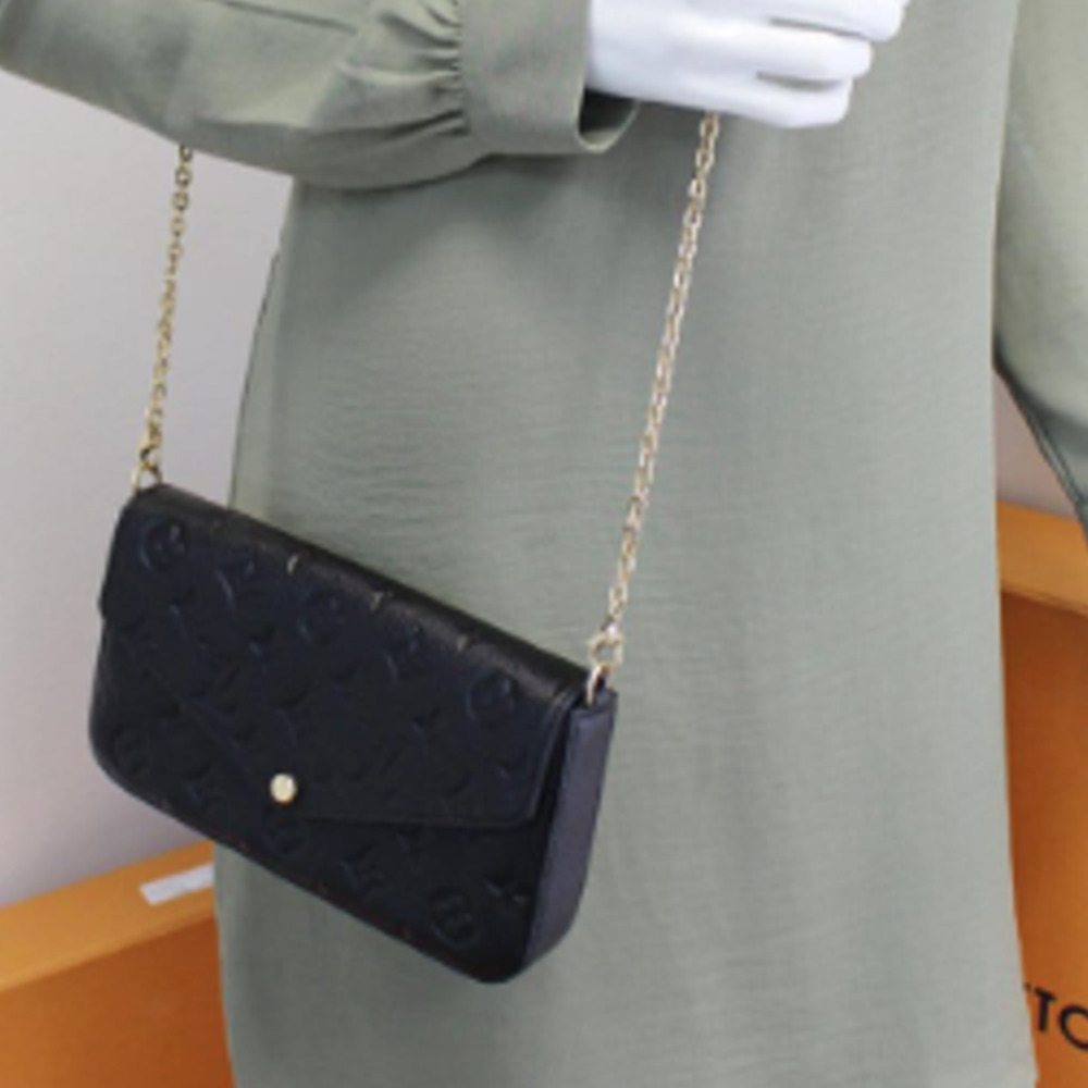 💎✨VERY CHARMING✨💎 AUTHENTIC Louis Vuitton Crossbody Shoulder Bag